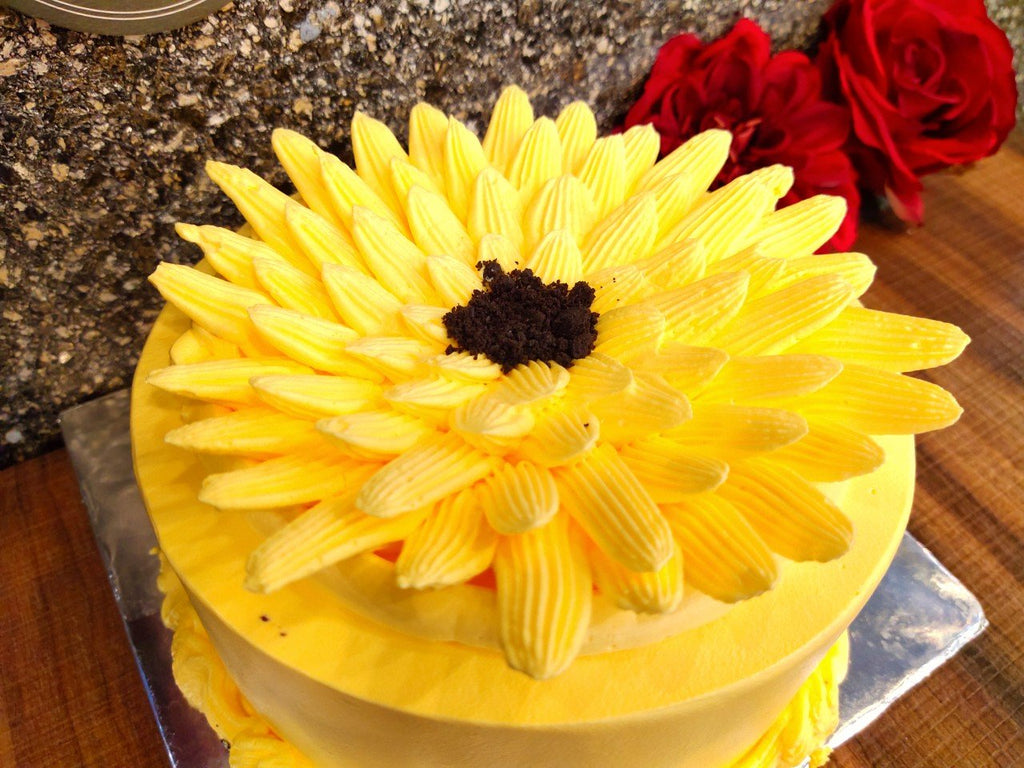 Mango Mousse Flower Design Cake
