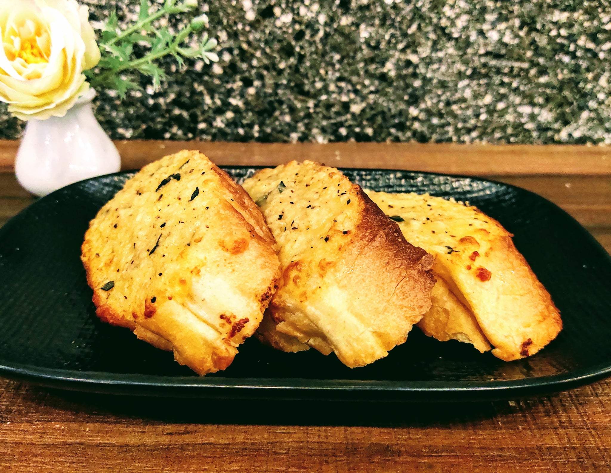 Garlic Cheese Bread